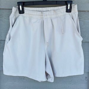 Lululemon 5” Pace Breaker short